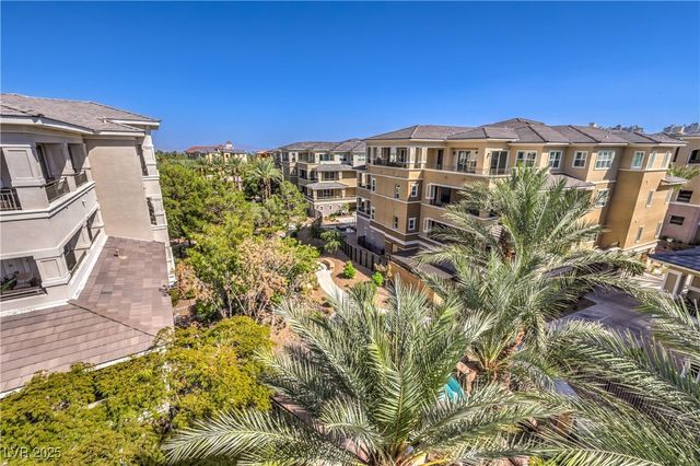 9205 Tesoras Drive 401, Las Vegas, NV 89144