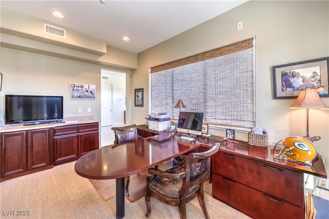 9205 Tesoras Drive 401, Las Vegas, NV 89144