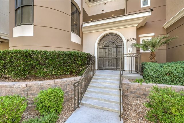 9205 Tesoras Drive 401, Las Vegas, NV 89144