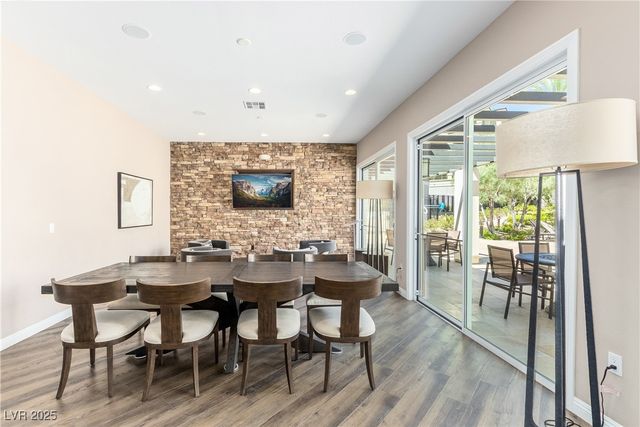 9205 Tesoras Drive 401, Las Vegas, NV 89144