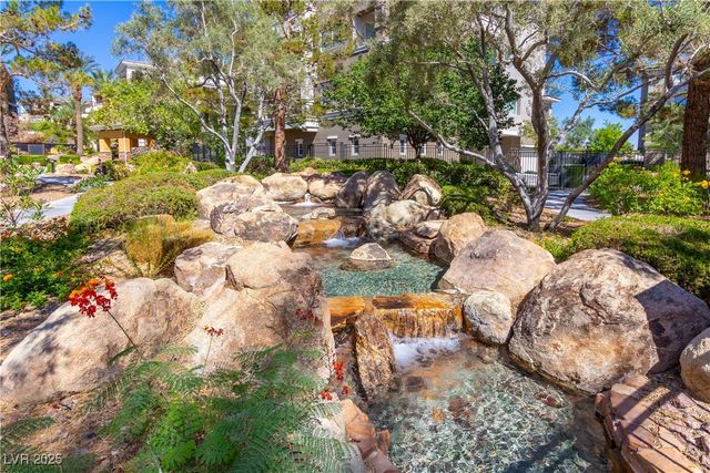 9205 Tesoras Drive 401, Las Vegas, NV 89144