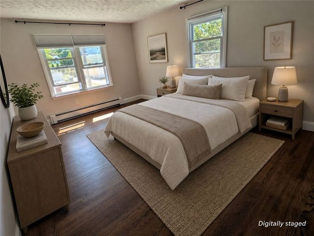 118 Center Avenue, Middletown, RI 02842