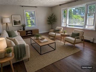 118 Center Avenue, Middletown, RI 02842