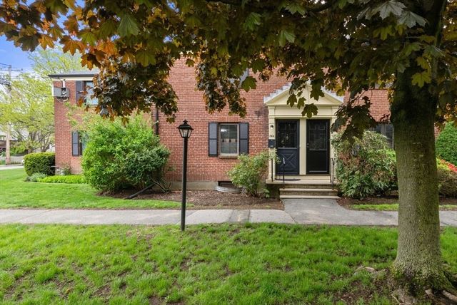 264 Lexington 264, Watertown, MA 02472