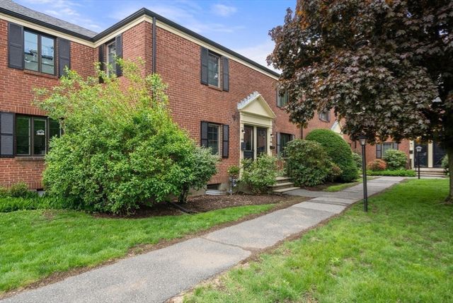 264 Lexington 264, Watertown, MA 02472