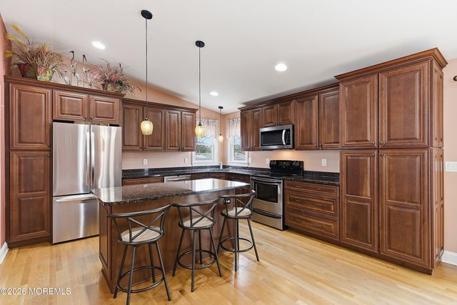 910 Neville Street, Toms River, NJ 08753