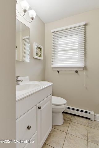 910 Neville Street, Toms River, NJ 08753