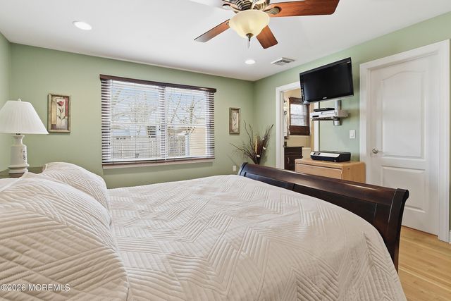910 Neville Street, Toms River, NJ 08753