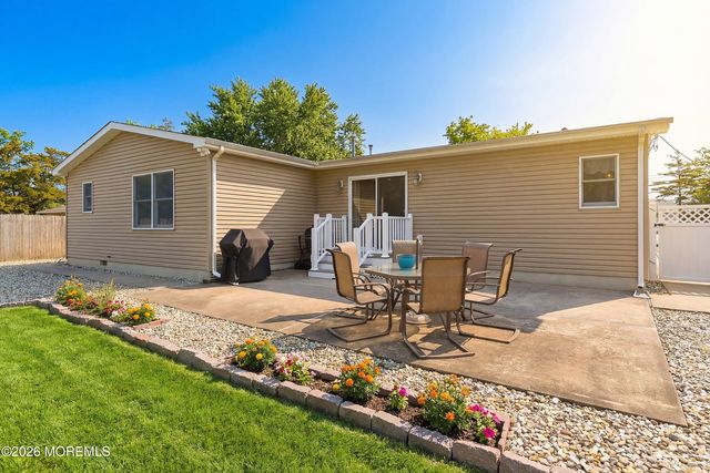 910 Neville Street, Toms River, NJ 08753
