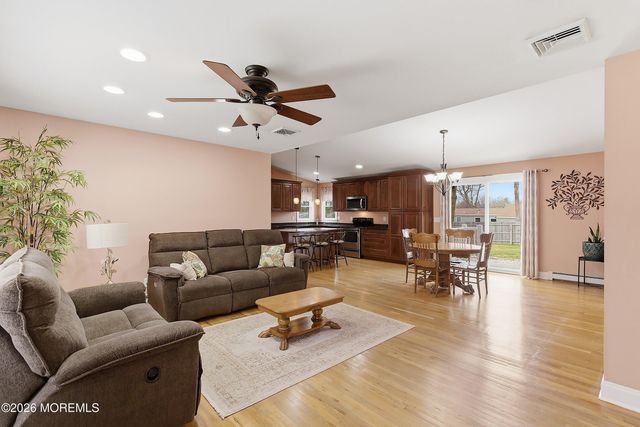 910 Neville Street, Toms River, NJ 08753