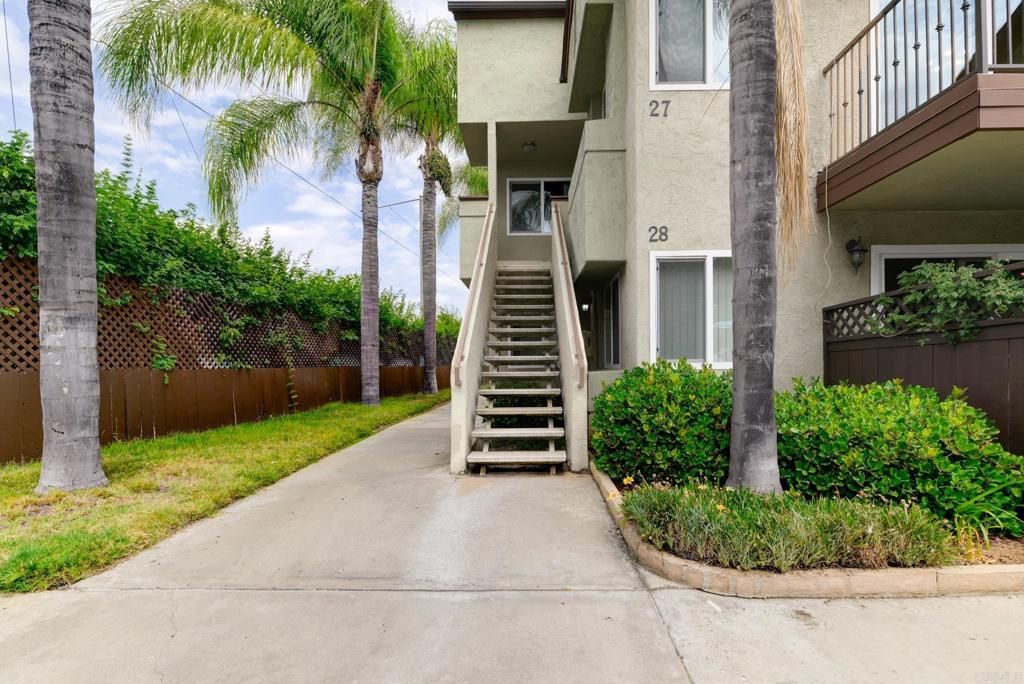 Image 1 of property listing at 1509 E Washington Ave 27, El Cajon, CA 92019