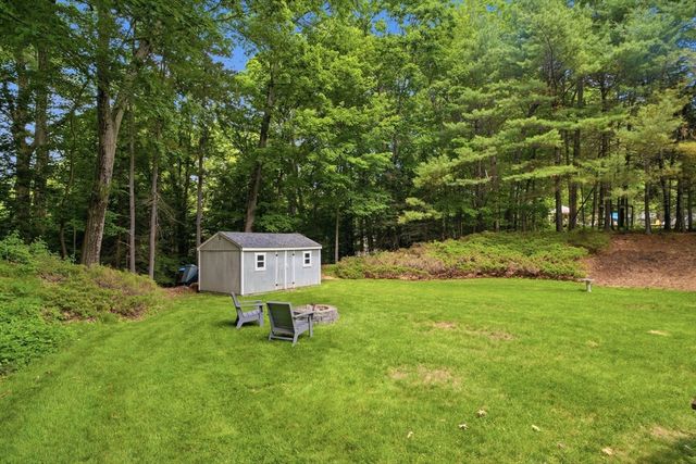 20 Emerald St, Tyngsborough, MA 01879