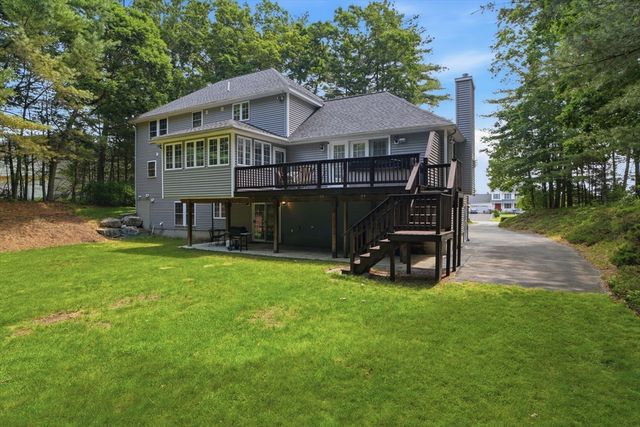 20 Emerald St, Tyngsborough, MA 01879