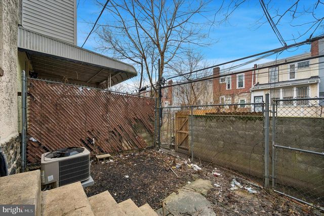 6129 SPRUCE ST, Philadelphia, PA 19139