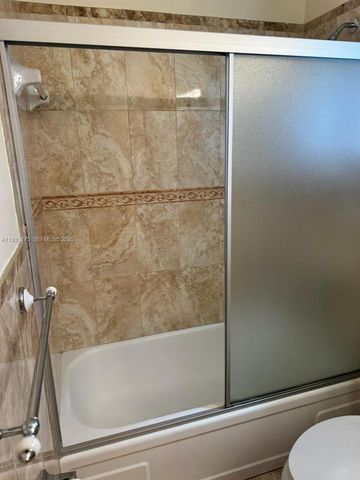 4771 NW 10th Ct 118, Plantation, FL 33313