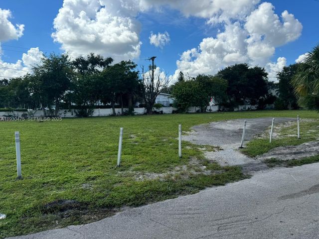 4771 NW 10th Ct 118, Plantation, FL 33313