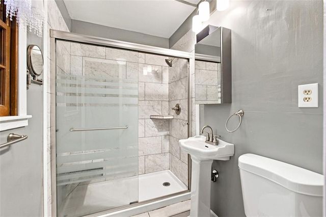 207 Augustus Drive, Excelsior Springs, MO 64024