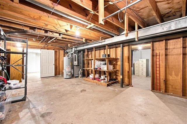 207 Augustus Drive, Excelsior Springs, MO 64024