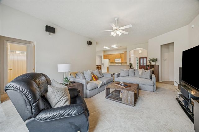 122 S Abram Circle, Spring, TX 77382