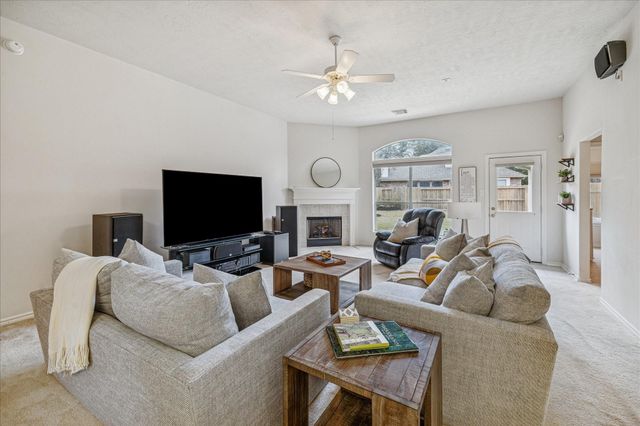 122 S Abram Circle, Spring, TX 77382