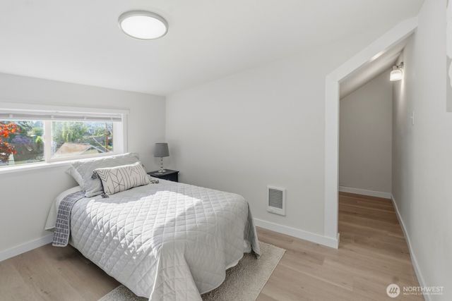 1551 N Callow Avenue, Bremerton, WA 98312