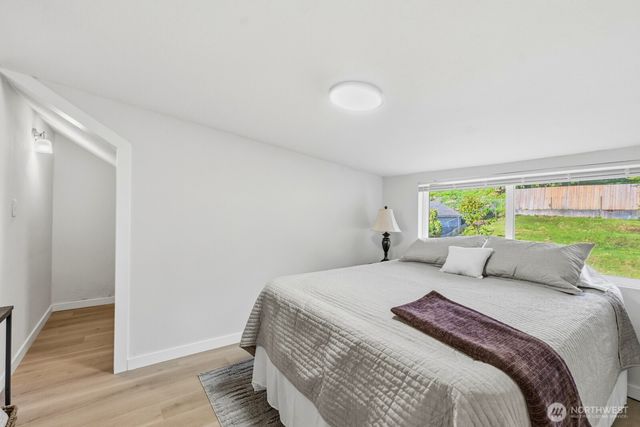1551 N Callow Avenue, Bremerton, WA 98312