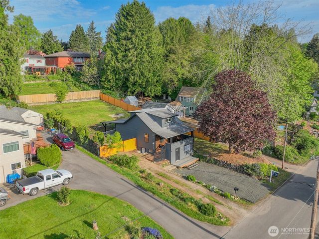 1551 N Callow Avenue, Bremerton, WA 98312