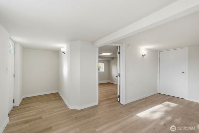 1551 N Callow Avenue, Bremerton, WA 98312