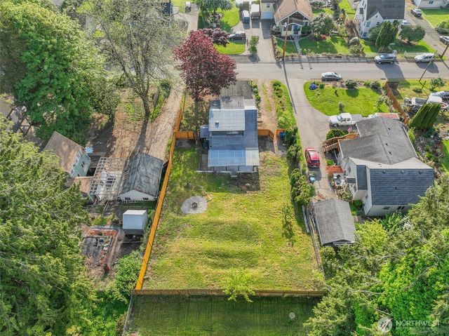 1551 N Callow Avenue, Bremerton, WA 98312