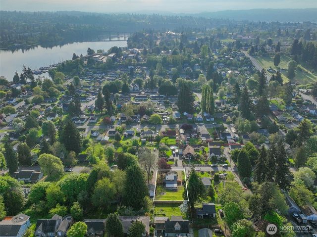1551 N Callow Avenue, Bremerton, WA 98312