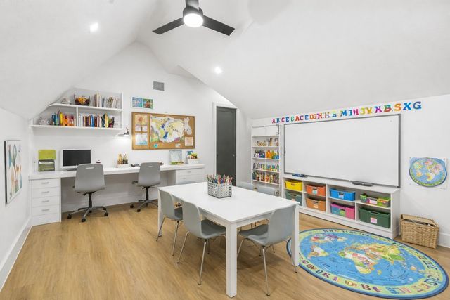 13142 Royal Hill Court, Montgomery, TX 77316