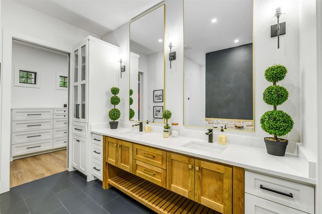 13142 Royal Hill Court, Montgomery, TX 77316