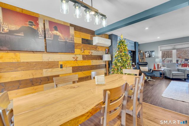 351 Glendale Drive, Bristol, CT 06010