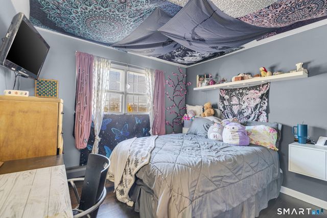 351 Glendale Drive, Bristol, CT 06010