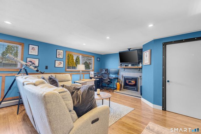 351 Glendale Drive, Bristol, CT 06010