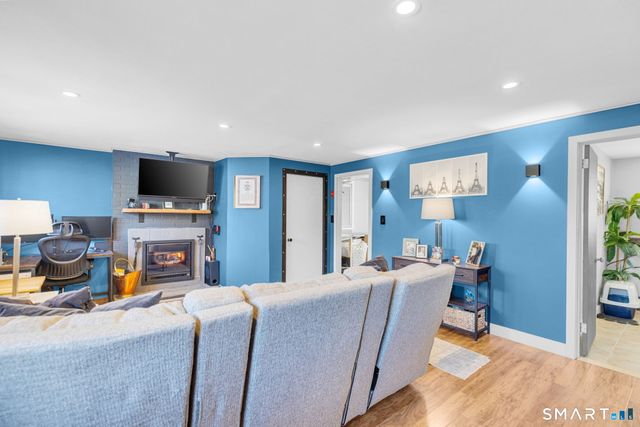 351 Glendale Drive, Bristol, CT 06010