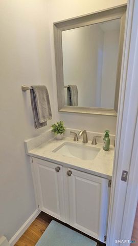 95 Tarragon Drive, East Hampton, CT 06424