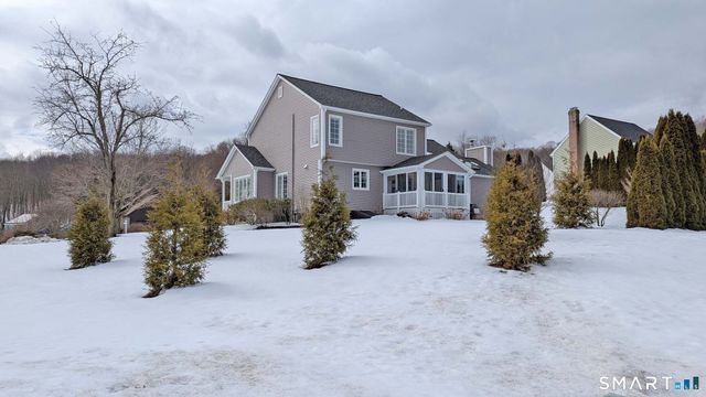 95 Tarragon Drive, East Hampton, CT 06424