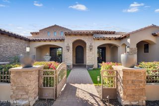 1330 N 104TH Place, Mesa, AZ 85207