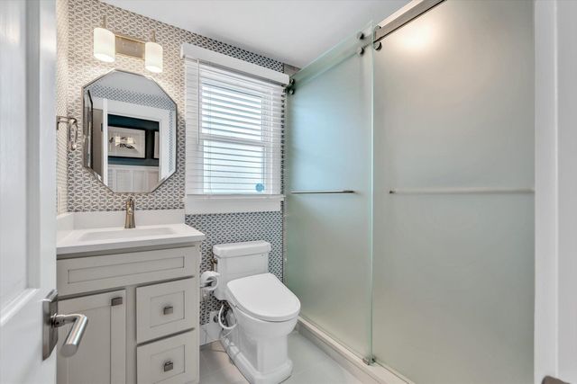 596 Shore Road UNIT 2, Truro, MA 02666