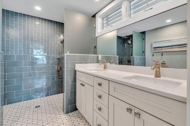 596 Shore Road UNIT 2, Truro, MA 02666