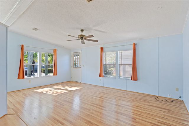 428 Papaya Circle, Sebastian, FL 32976