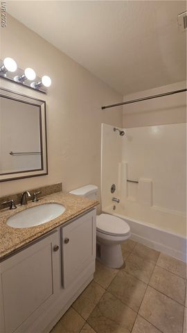 5262 Osman Court 48, Las Vegas, NV 89103