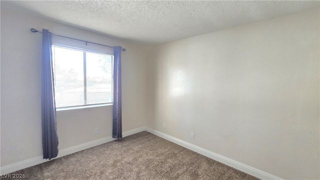 5262 Osman Court 48, Las Vegas, NV 89103