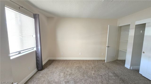 5262 Osman Court 48, Las Vegas, NV 89103