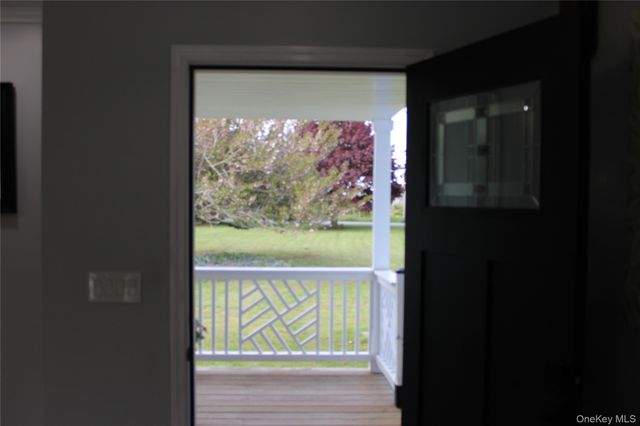 3715 Hortons Lane, Southold, NY 11971