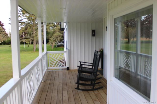 3715 Hortons Lane, Southold, NY 11971
