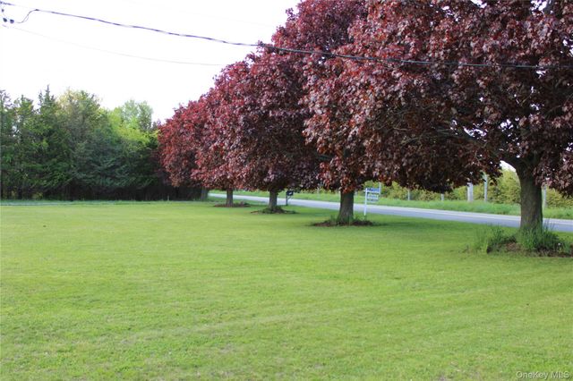 3715 Hortons Lane, Southold, NY 11971