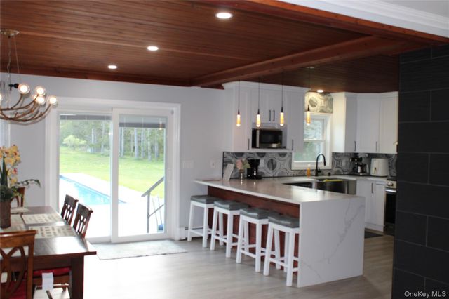 3715 Hortons Lane, Southold, NY 11971