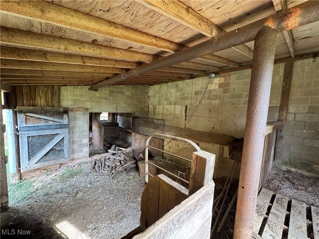 1015 Brackenridge Road, Vincent, OH 45784